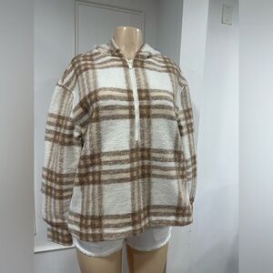 Joie Plaid Boucle Quarter Zip Hoodie
Shacket XS